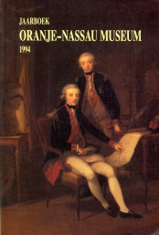 KLOOSTER, DRS. L.J. VAN DER ... EN ANDEREN (ONDER REDACTIE VAN) - Militaire entourage rondom Oranje en andere bijdragen over het Huis van Oranje
